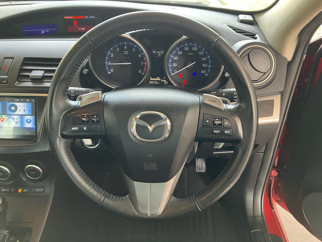 2013 Mazda Axela