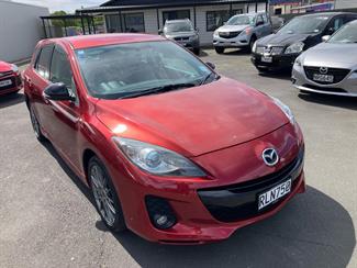 2013 Mazda Axela - Thumbnail