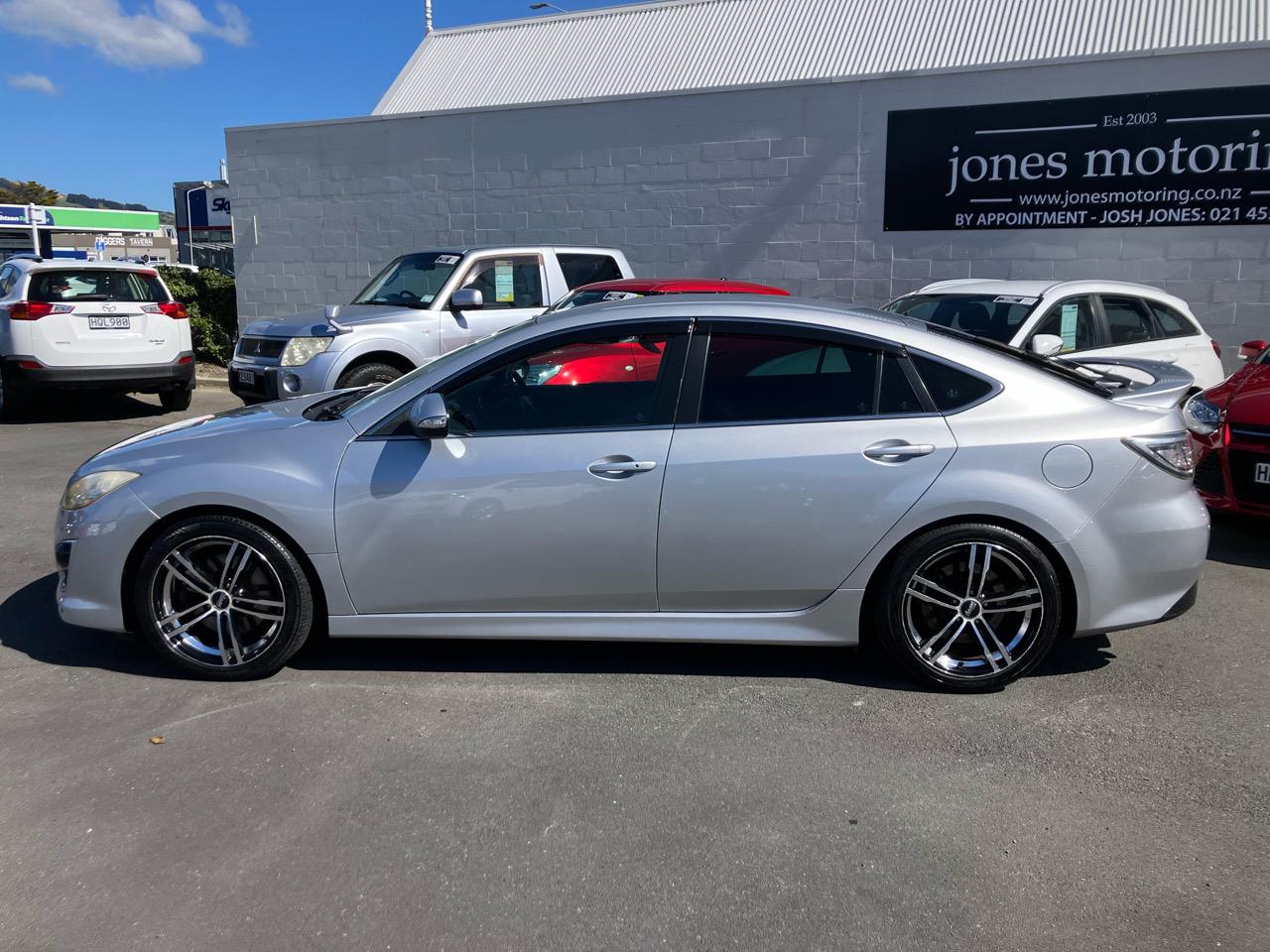 2011 Mazda Atenza