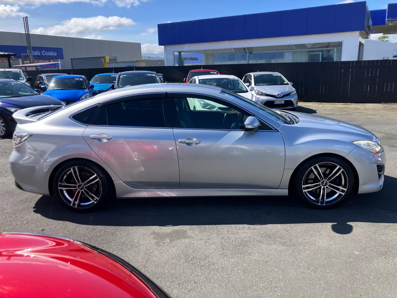 2011 Mazda Atenza