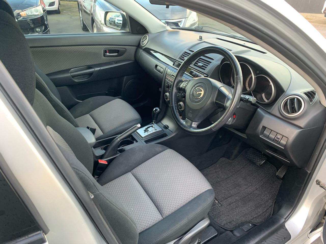 2006 Mazda Axela