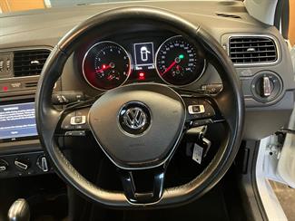 2015 Volkswagen Polo - Thumbnail