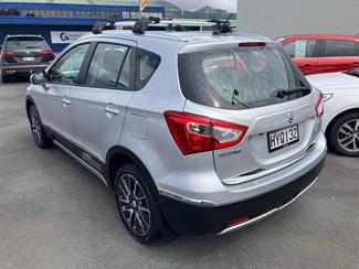 2015 Suzuki S-Cross - Thumbnail