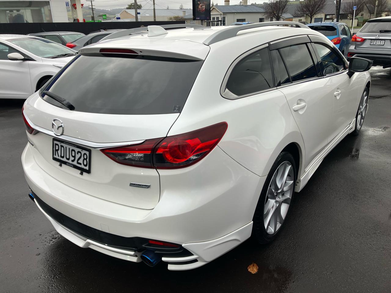 2014 Mazda Atenza