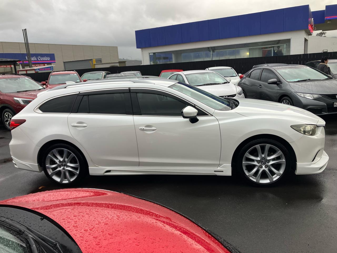2014 Mazda Atenza