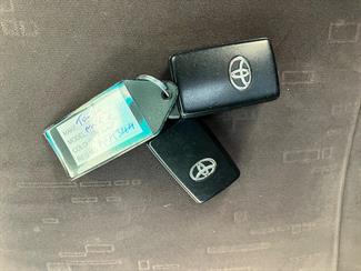 2008 Toyota Markx - Thumbnail