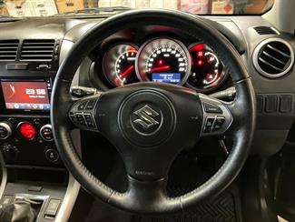 2019 Suzuki Grand Vitara - Thumbnail