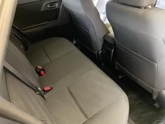 2012 Toyota Auris - Thumbnail