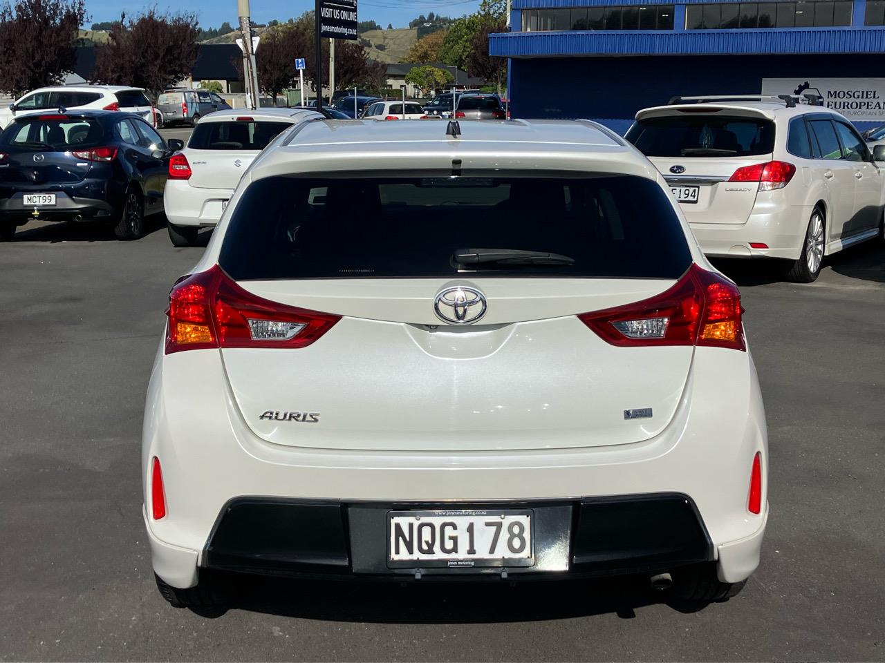 2012 Toyota Auris
