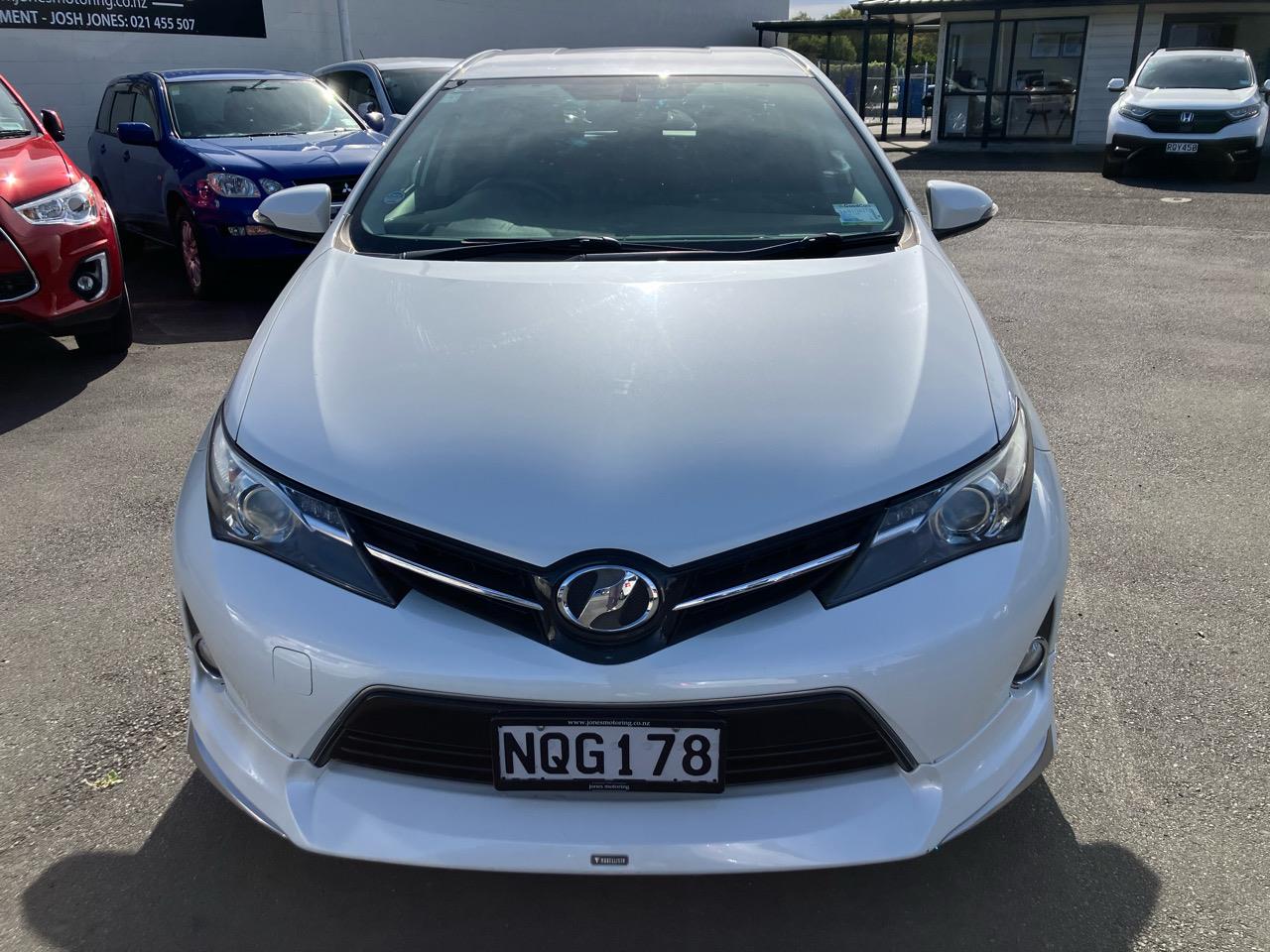 2012 Toyota Auris